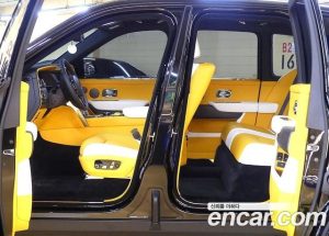 Rolls-Royce Cullinan 6.7 V12 2024 года из Южной Кореи