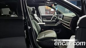 Hyundai Santafe Бензин 2.5T 2WD 2024 года из Южной Кореи