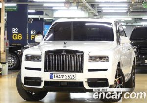 Rolls-Royce Cullinan 6.7 V12 Black Badge 2023 года из Южной Кореи