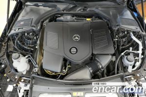 Mercedes-Benz C-Class C200 Avantgarde 2025 года из Южной Кореи