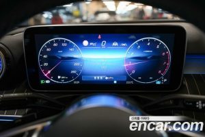Mercedes-Benz C-Class C200 Avantgarde 2025 года из Южной Кореи