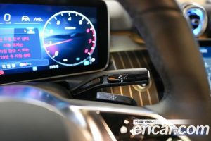 Mercedes-Benz C-Class C200 Avantgarde 2025 года из Южной Кореи