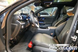 Mercedes-Benz C-Class C200 Avantgarde 2025 года из Южной Кореи