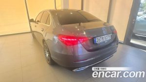 Mercedes-Benz C-Class C200 Avantgarde 2025 года из Южной Кореи