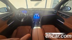 Mercedes-Benz C-Class C200 Avantgarde 2025 года из Южной Кореи