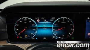 Mercedes-Benz E-Class E250 Exclusive 2023 года из Южной Кореи