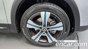 Mercedes-Benz EQB EQB300 4MATIC 2023 года из Южной Кореи