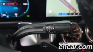 Mercedes-Benz EQB EQB300 4MATIC 2023 года из Южной Кореи