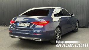 Mercedes-Benz C-Class C200 Avantgarde 2025 года из Южной Кореи