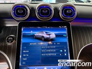 Mercedes-Benz C-Class C200 Avantgarde 2025 года из Южной Кореи