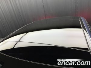 Mercedes-Benz C-Class C200 Avantgarde 2025 года из Южной Кореи