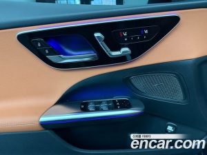 Mercedes-Benz C-Class C200 Avantgarde 2025 года из Южной Кореи