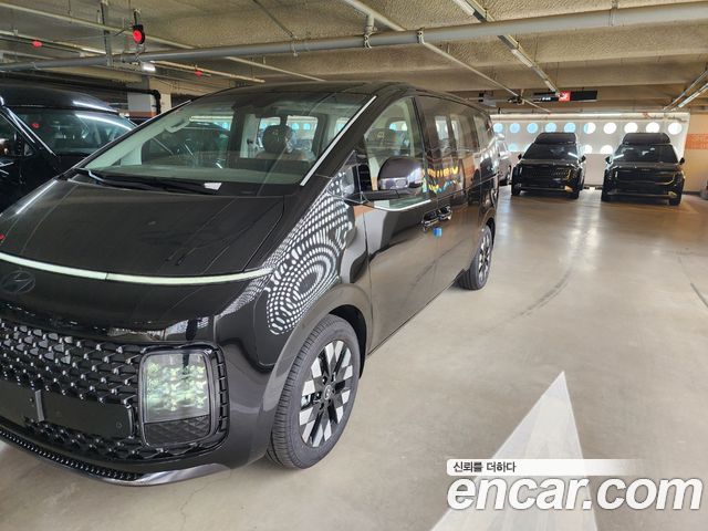 Hyundai Staria HEV 1.6 Lounge 7-Seater 2026 года из Кореи