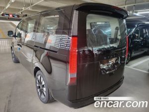 Hyundai Staria HEV 1.6 Lounge 7-Seater 2026 года из Южной Кореи