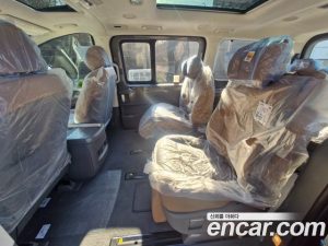 Hyundai Staria HEV 1.6 Lounge 7-Seater 2026 года из Южной Кореи