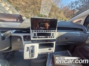 Hyundai Staria HEV 1.6 Lounge 7-Seater 2026 года из Южной Кореи