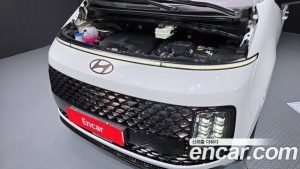 Hyundai Staria 4WD Lounge 7-Seater 2025 года из Южной Кореи