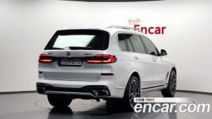 BMW X7 xDrive 40i M Sport 6 2024 года из Южной Кореи