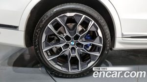 BMW X7 xDrive 40i M Sport 6 2024 года из Южной Кореи