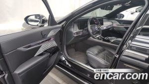 BMW i7 xDrive 60 Design Pure Excellence 2023 года из Южной Кореи