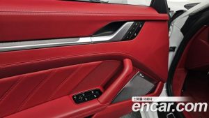 Porsche 911 Turbo S 2023 года из Южной Кореи