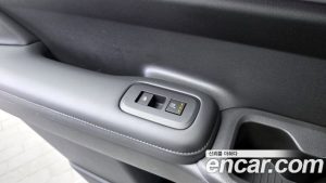 Hyundai Santafe HEV 1.6 2WD 2024 года из Южной Кореи