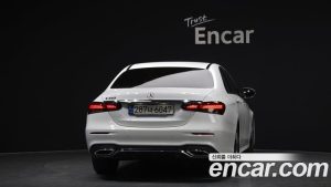 Mercedes-Benz E-Class E250 AMG Line 2023 года из Южной Кореи