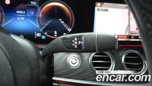 Mercedes-Benz E-Class E250 AMG Line 2023 года из Южной Кореи