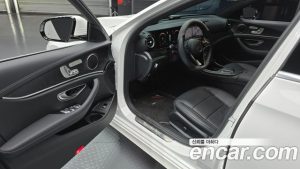 Mercedes-Benz E-Class E250 AMG Line 2023 года из Южной Кореи