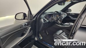 BMW X5 xDrive 40i M Sport 2024 года из Южной Кореи