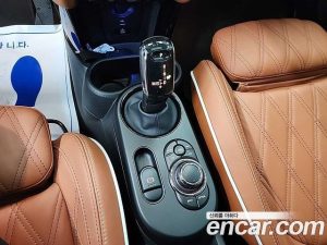 Mini Cooper 5Door CLASSIC 2024 года из Южной Кореи