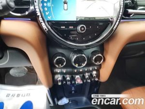 Mini Cooper 5Door CLASSIC 2024 года из Южной Кореи