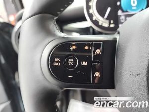 Mini Cooper 5Door CLASSIC 2024 года из Южной Кореи