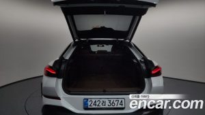 BMW X6 xDrive40d M Sport Online Exclusive 2025 года из Южной Кореи