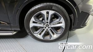 Audi Q7 55 TFSI 4WD Premium 2023 года из Южной Кореи