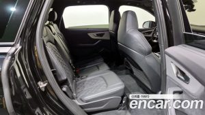 Audi Q7 55 TFSI 4WD Premium 2023 года из Южной Кореи