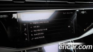 Audi Q7 55 TFSI 4WD Premium 2023 года из Южной Кореи