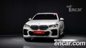 BMW X6 xDrive40i M Sport 2023 года из Южной Кореи