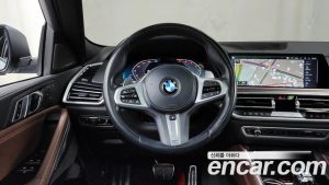 BMW X6 xDrive40i M Sport 2023 года из Южной Кореи