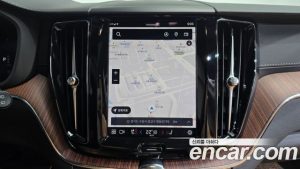 Volvo XC60 B5 Ultra Bright 2025 года из Южной Кореи
