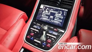 Porsche Panamera 4.0 GTS 2023 года из Южной Кореи