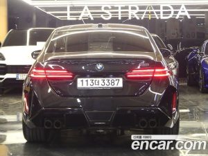 BMW M5 M5 SEDAN 2025 года из Южной Кореи