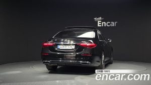 Mercedes-Benz S-Class S400 d 4MATIC 2023 года из Южной Кореи