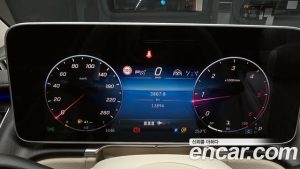 Mercedes-Benz S-Class S400 d 4MATIC 2023 года из Южной Кореи