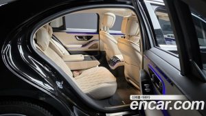 Mercedes-Benz S-Class S400 d 4MATIC 2023 года из Южной Кореи