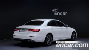 Mercedes-Benz E-Class E250 Avantgarde 2023 года из Южной Кореи