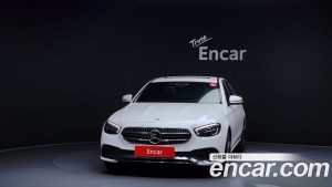 Mercedes-Benz E-Class E250 Avantgarde 2023 года из Южной Кореи