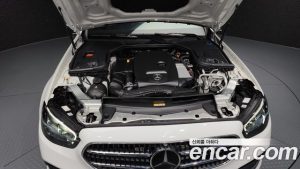 Mercedes-Benz E-Class E250 Avantgarde 2023 года из Южной Кореи