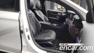 Mercedes-Benz E-Class E250 Avantgarde 2023 года из Южной Кореи