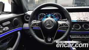 Mercedes-Benz E-Class E250 Avantgarde 2023 года из Южной Кореи